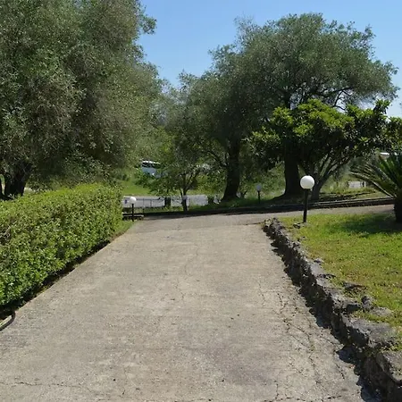 Nature's Garden Сasa de vacaciones Pelekas